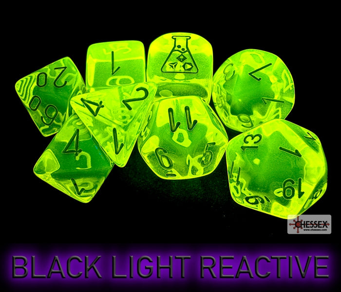 Chessex CHX30061 Translucent Neon Yellow/white Polyhedral 7-Die Set (with bonus die) (black light reactive)