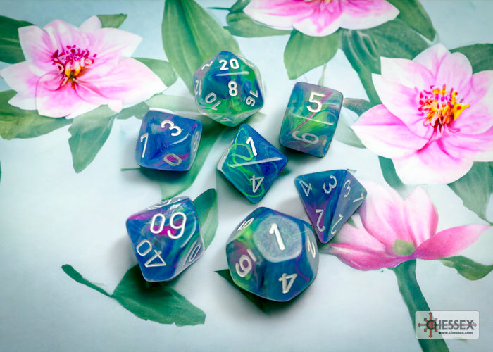 Chessex CHX27546 Festive Waterlily/white Polyhedral 7-Dice Set